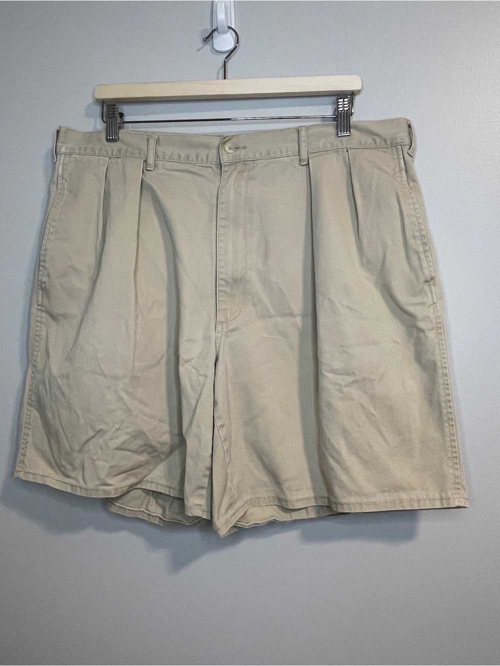 Vintage Polo by Ralph Lauren Khaki Flat-Front Pleated Men’s Shorts